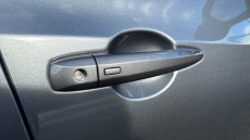 Nissan Juke 1.0 DiG-T 114 N-Connecta 5dr Petrol Hatchback